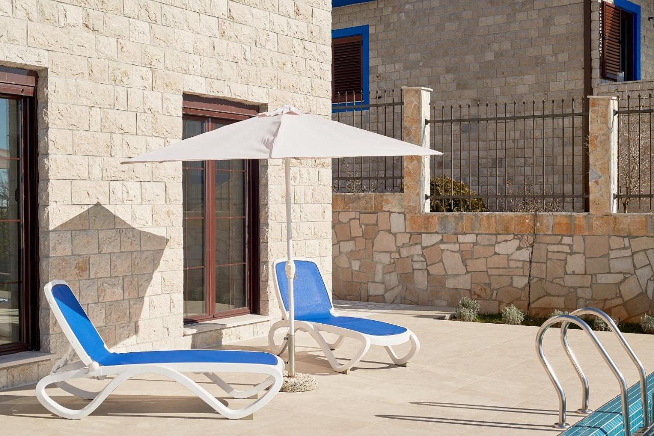 Sunbreeze Delux Vilas Budva Exteriör bild