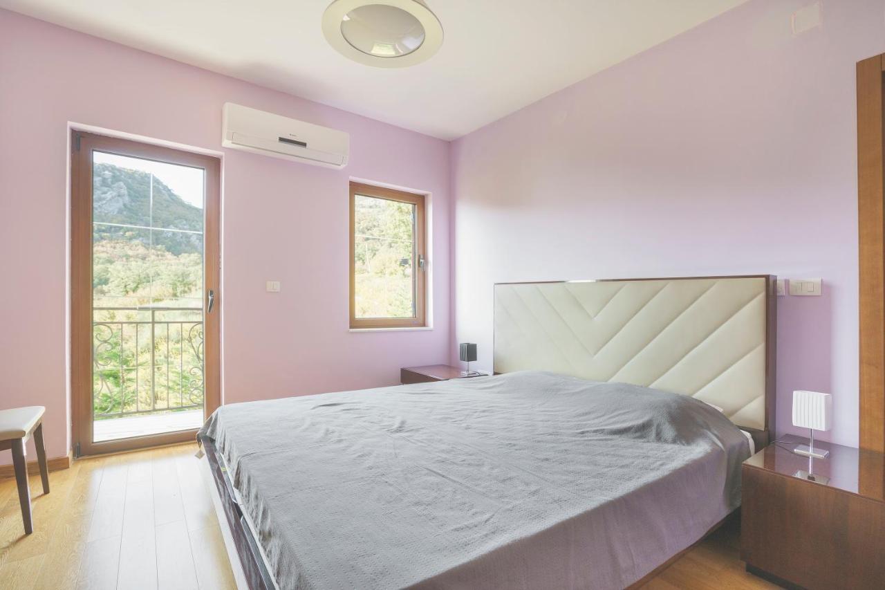 Sunbreeze Delux Vilas Budva Exteriör bild